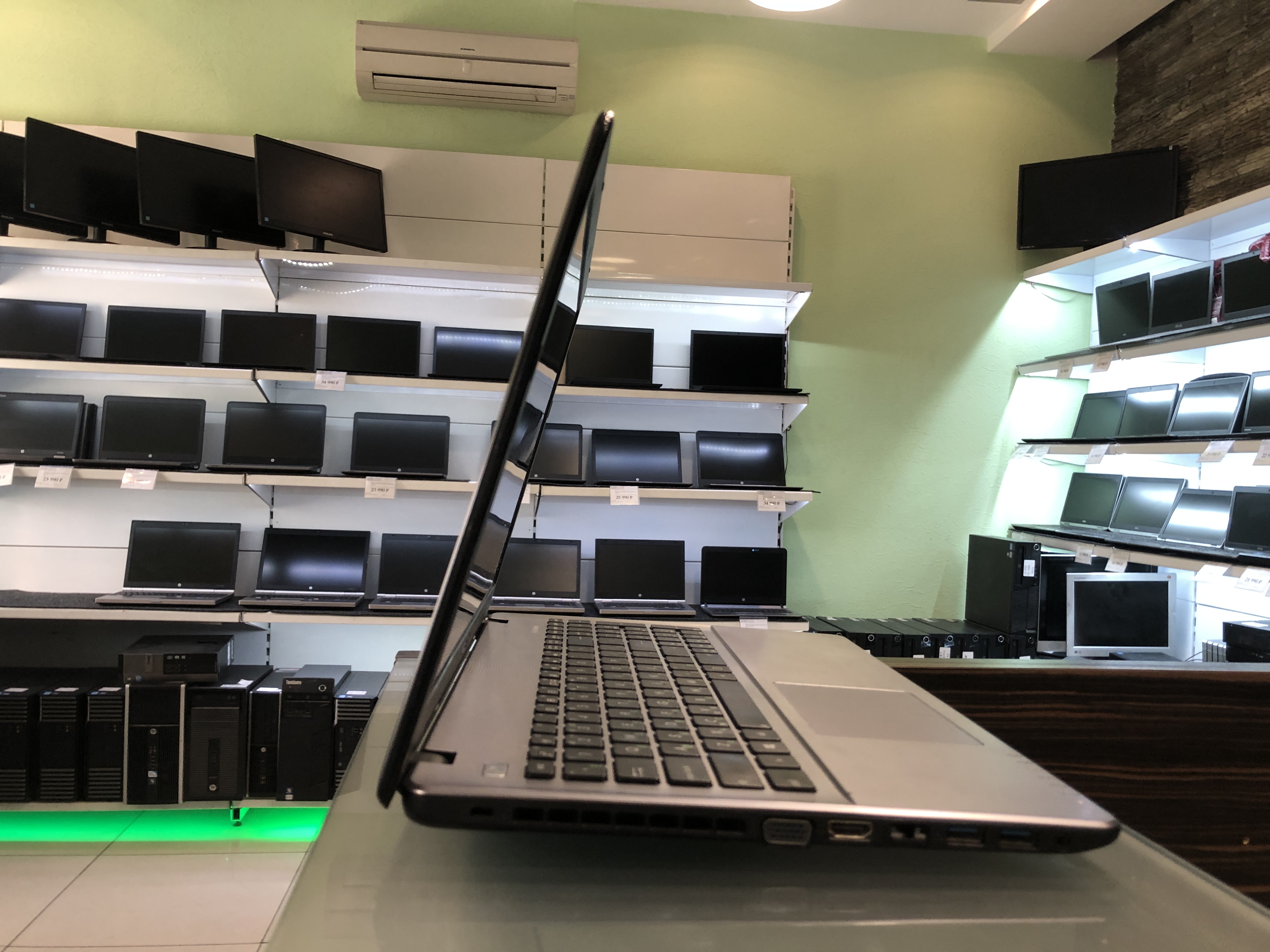 Купить бу ноутбук Asus Acer Lenovo Dell HP Sony Fujitsu Samsung DNS DEXP Toshiba Huawei Apple MacBook в Новосибирске